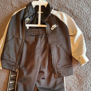 Children 2 piece sweat suits